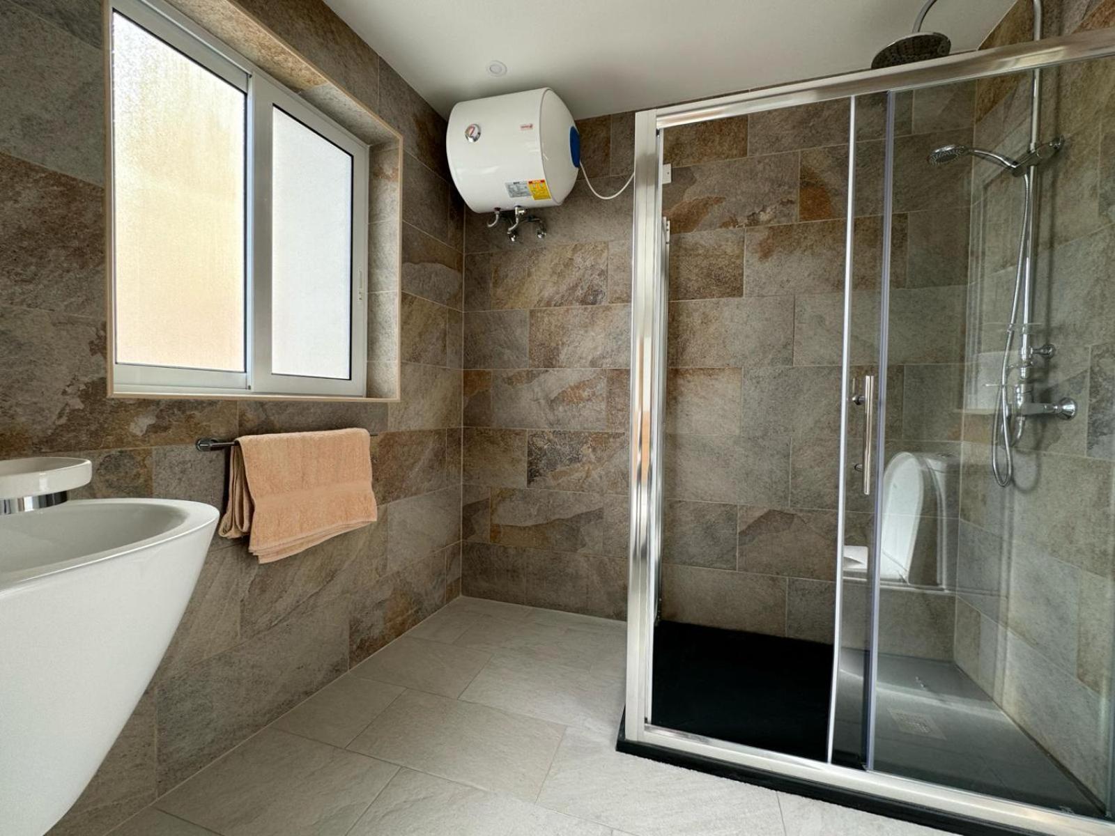 Luxury & Modern Two Bedroom Marsaskala Apartment Extérieur photo